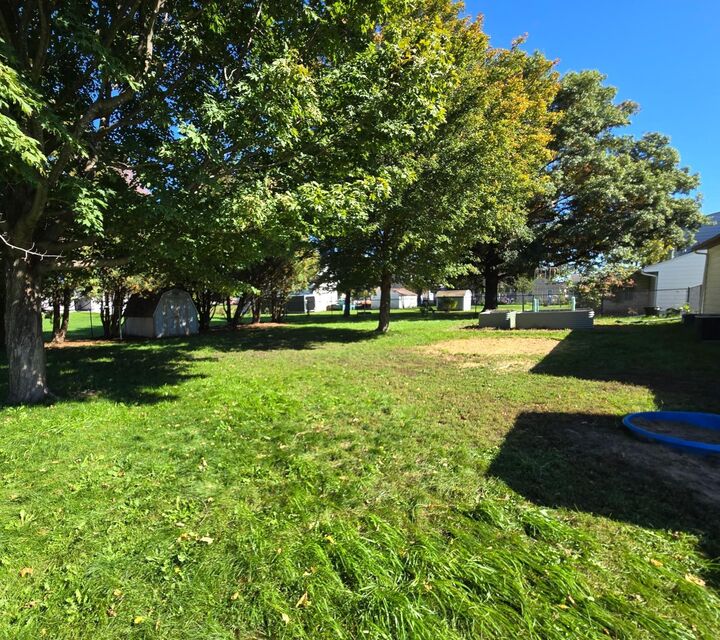 Property Photo: 142 5th Street NW MN 55917