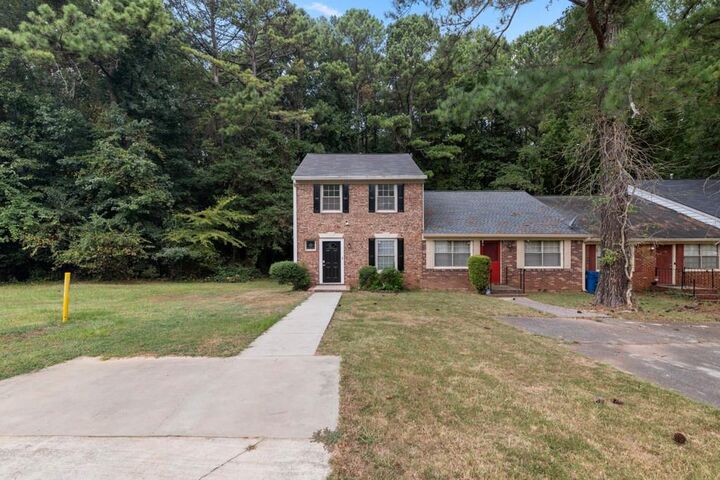Property Photo:  7169 Williamsburg Drive  GA 30274 