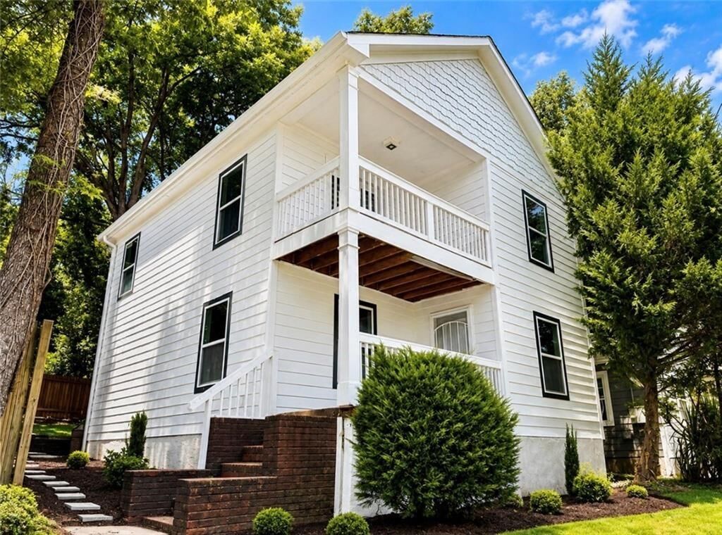 Property Photo:  1169 McDaniel Street SW  GA 30310 
