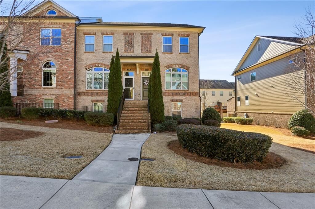 Property Photo: 7395 Glisten Avenue GA 30328