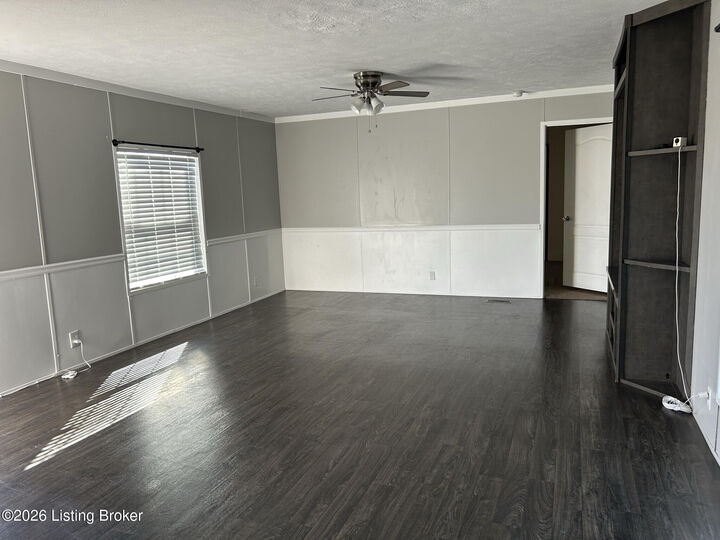 Property Photo:  519 High Ridge Dr  KY 40004 