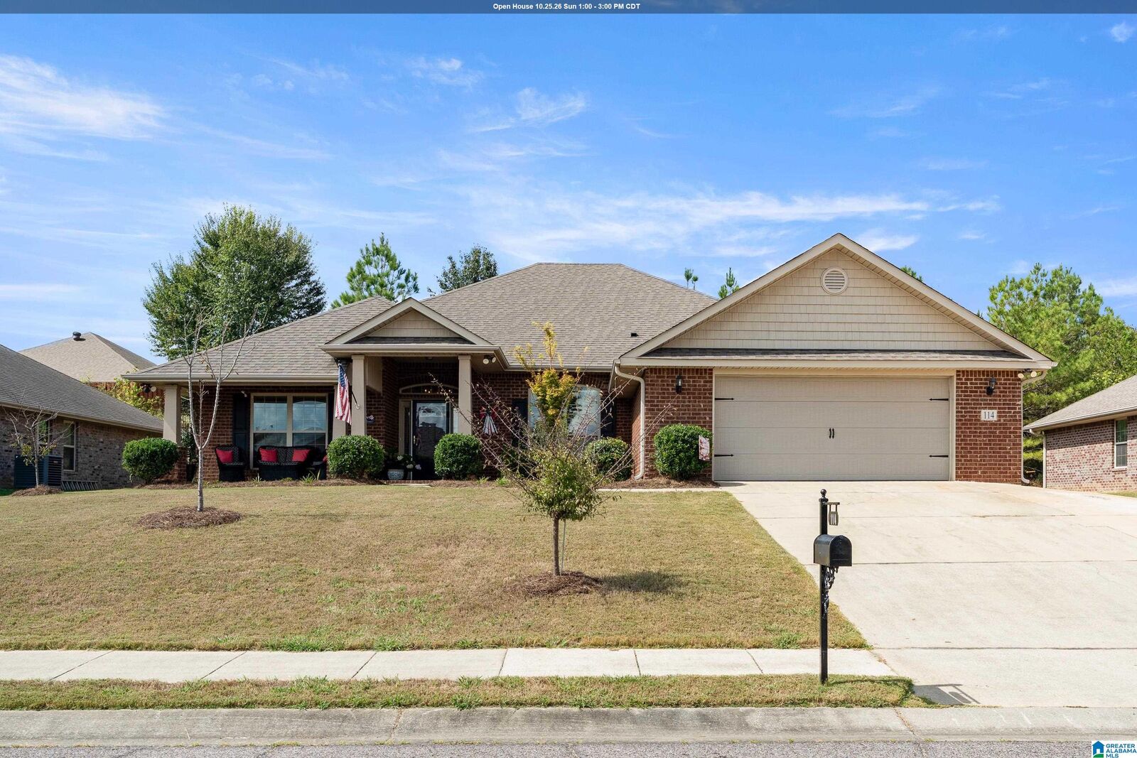 Property Photo: 114 Hillcrest Drive AL 35115