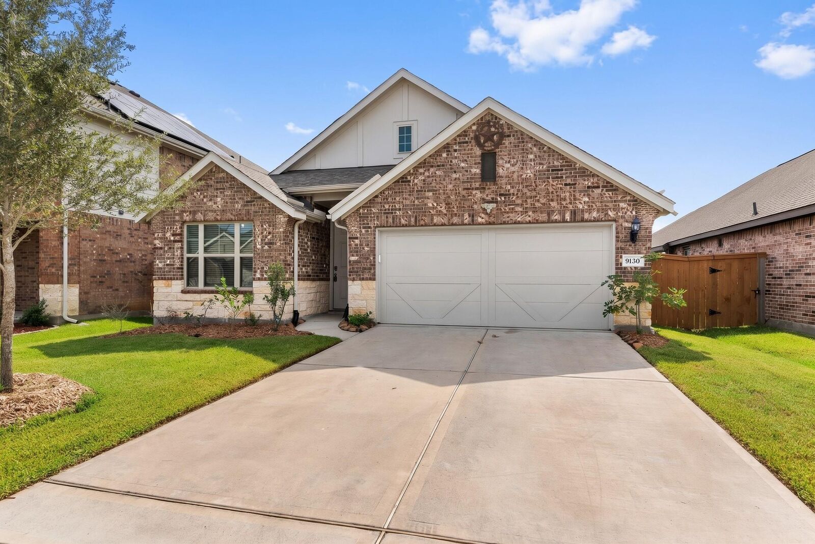 Property Photo:  8126 Vida Costa Drive  TX 77433 