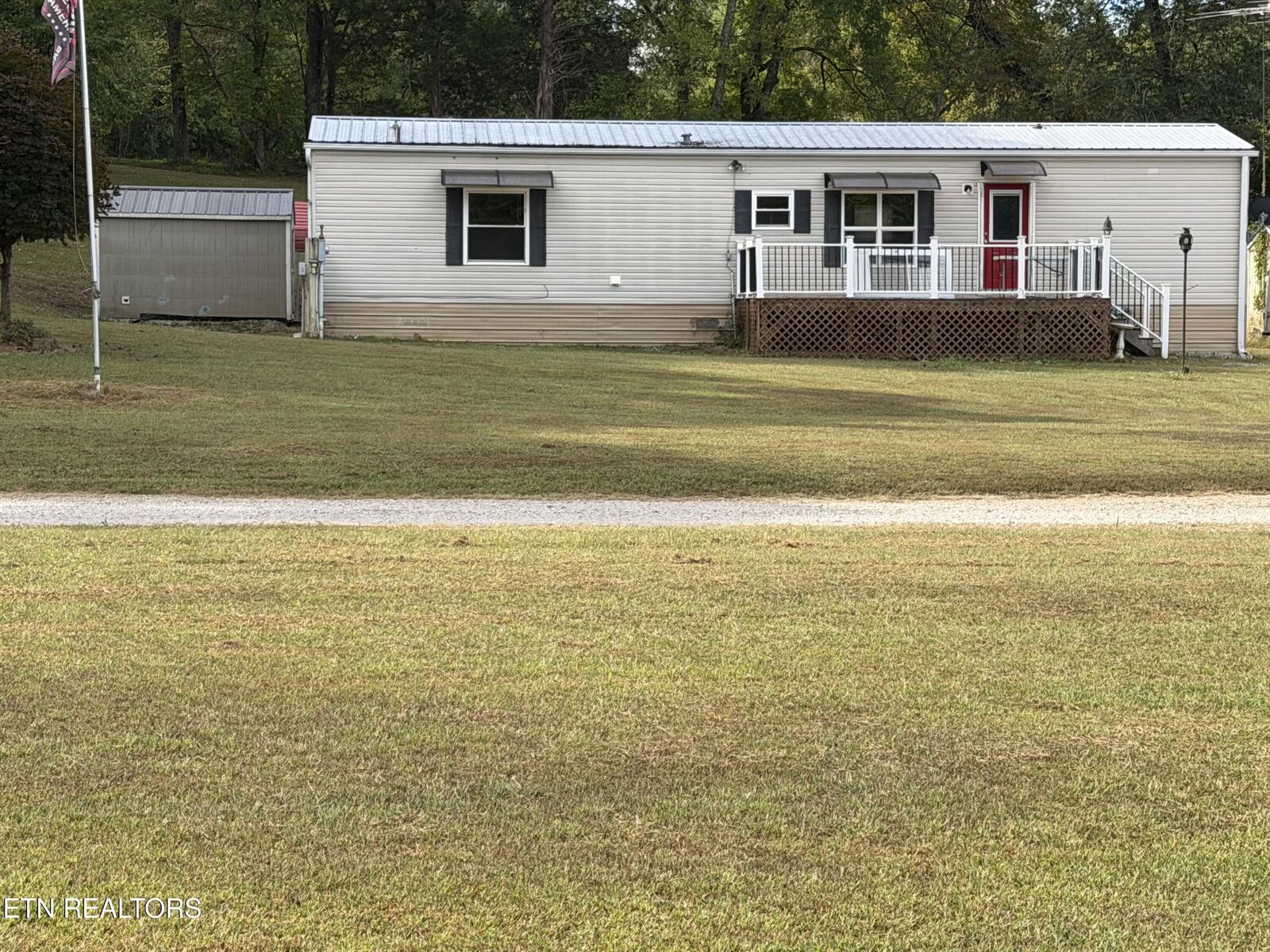 Property Photo:  198 Crabtree Hollow Rd  TN 37880 