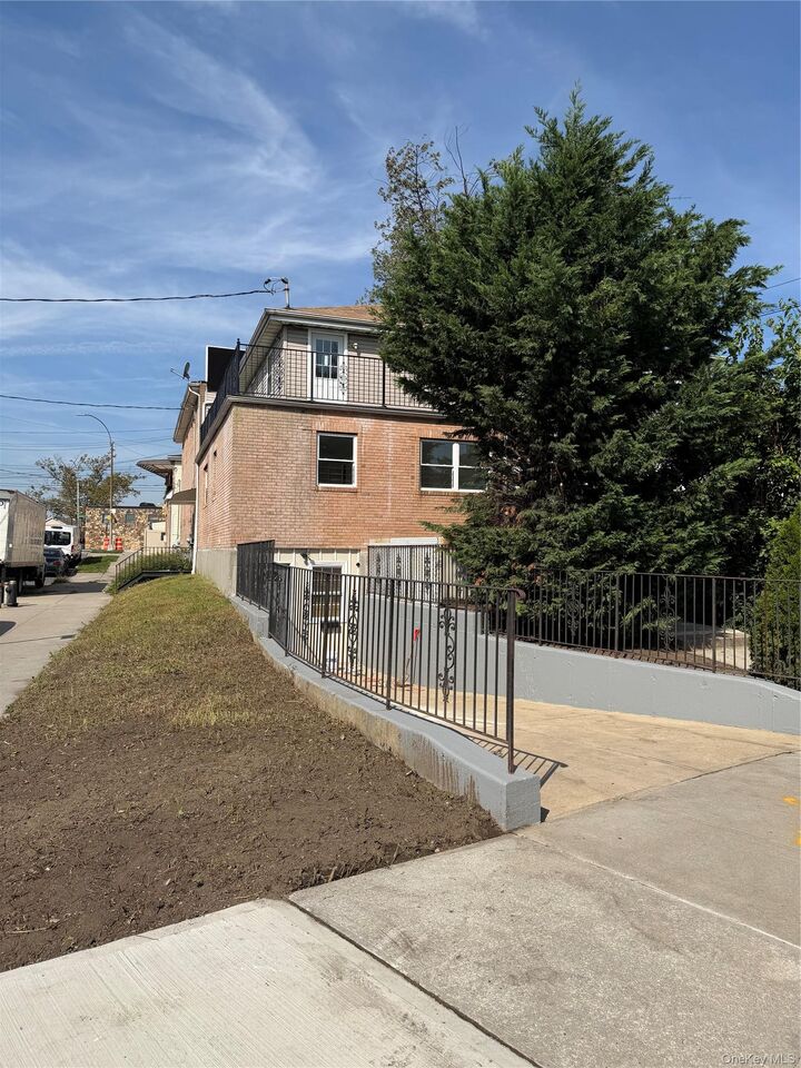 Property Photo:  146-38 176th Street  NY 11434 