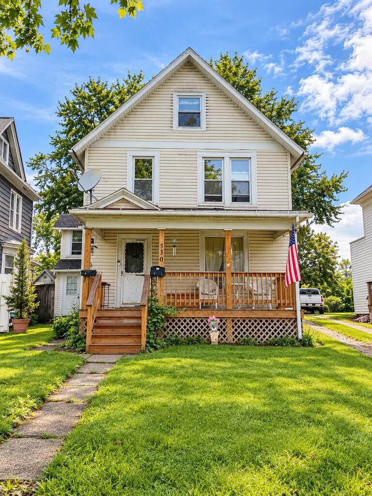 Property Photo: 530 Cleveland Ave OH 44805
