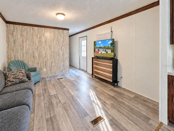 Property Photo:  6038 NW 17th Court  FL 32619 