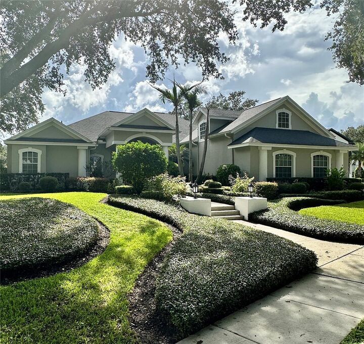 Property Photo:  2009 Westover Reserve Boulevard  FL 34786 