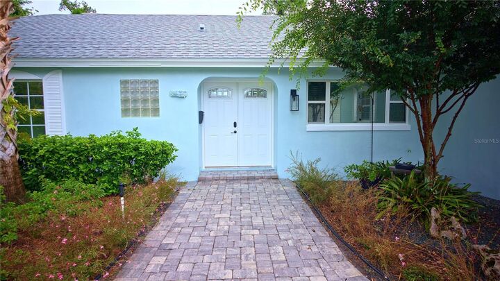 Property Photo: 1310 Winston Road FL 32751