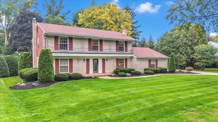 Property Photo:  2710 Timberwyck Trail Drive  MI 48098 