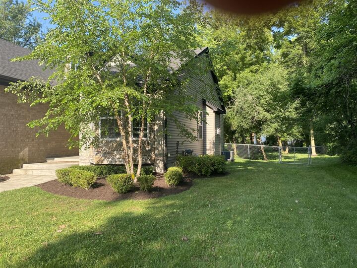 Property Photo: 9915 Wayne Road MI 48150-2623
