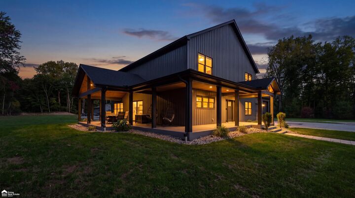 Property Photo: 6454 Genesee Road MI 48506-1128