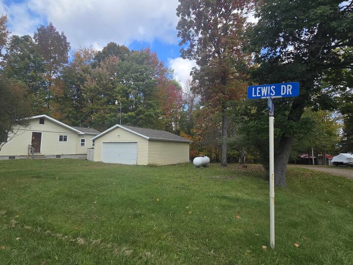Property Photo: 4885 Lewis MI 48635