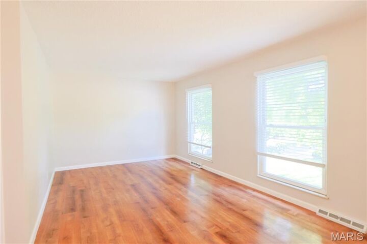 Property Photo:  11808 Boward Court  MO 63043 