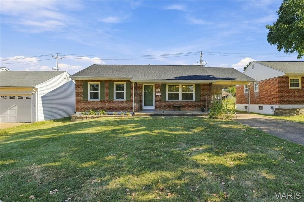 Property Photo:  3817 Upton Street  MO 63116 