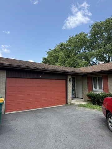 Property Photo: 101 Pheasant Run Road IL 60433