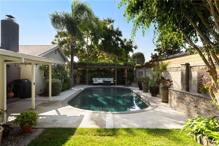 Property Photo:  360 Villanova Road  CA 92626 