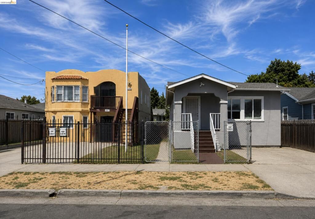 Property Photo:  1317 83rd Ave  CA 94621 