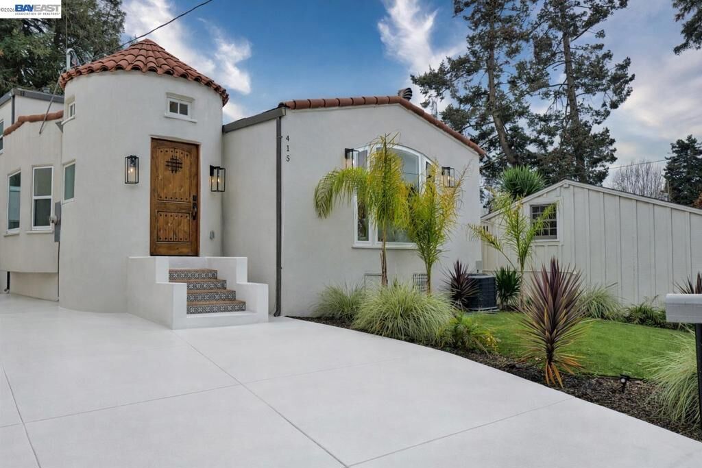 Property Photo:  415 Berkeley Park Blvd  CA 94706 