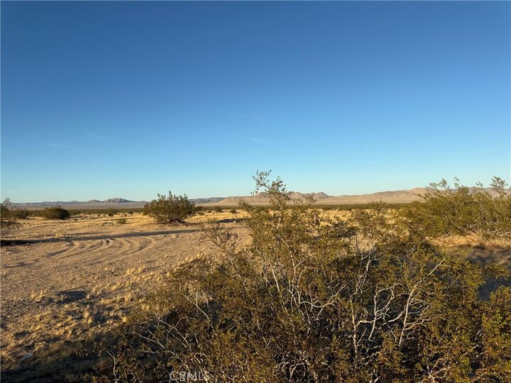 Property Photo:  2 Swanee Road  CA 92356 