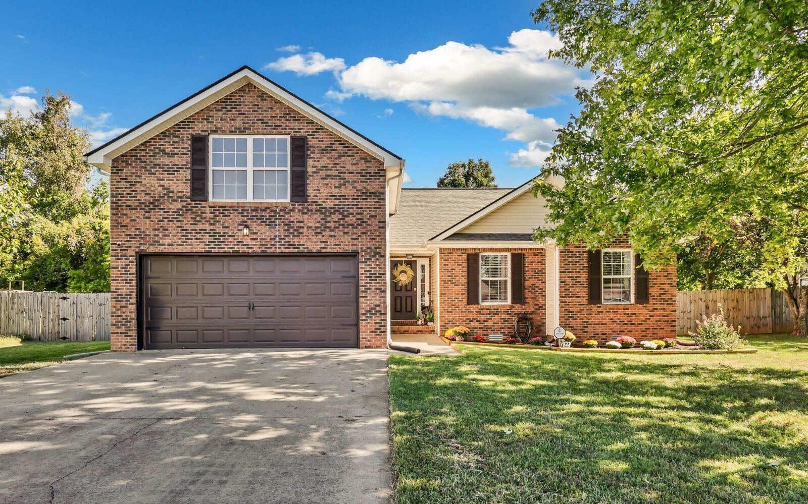Property Photo: 3733 Harvest Rdg TN 37040