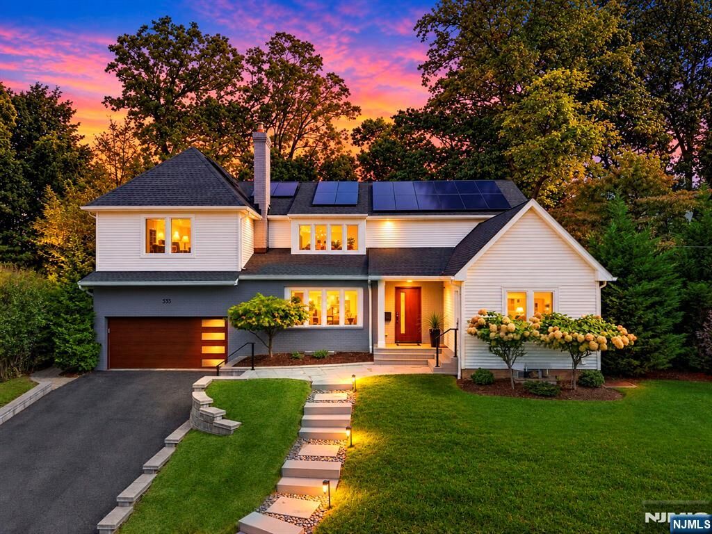 Property Photo:  533 Ridgeland Terrace  NJ 07605 