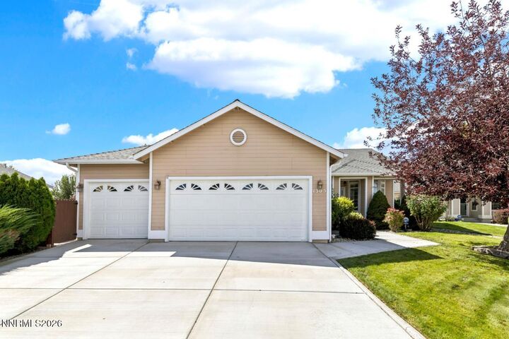 Property Photo: 1305 E Windsor Court NV 89410
