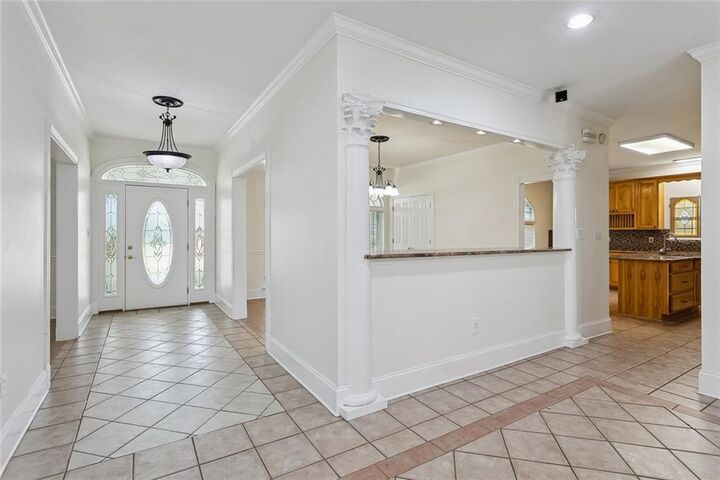 Property Photo:  108 Lake Ridge Drive  LA 70068 