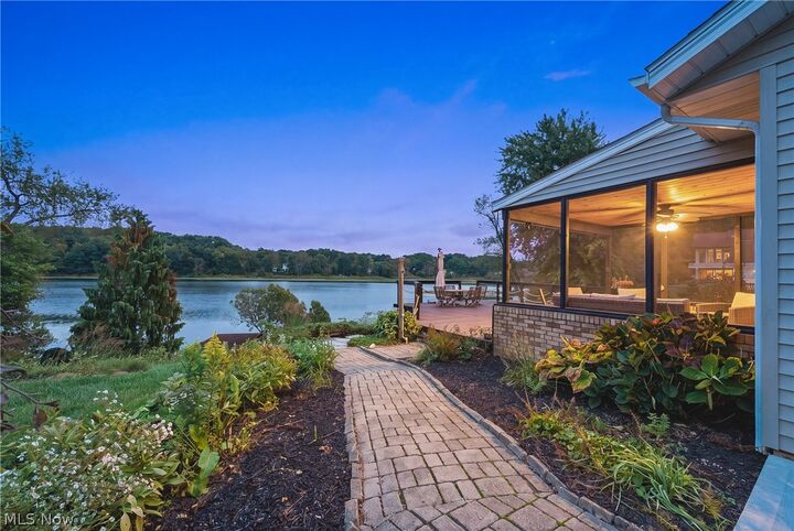 Property Photo: 468 Roxbury Avenue NW OH 44646