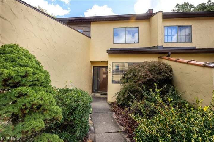 Property Photo: 782 Hampton Ridge Drive OH 44313