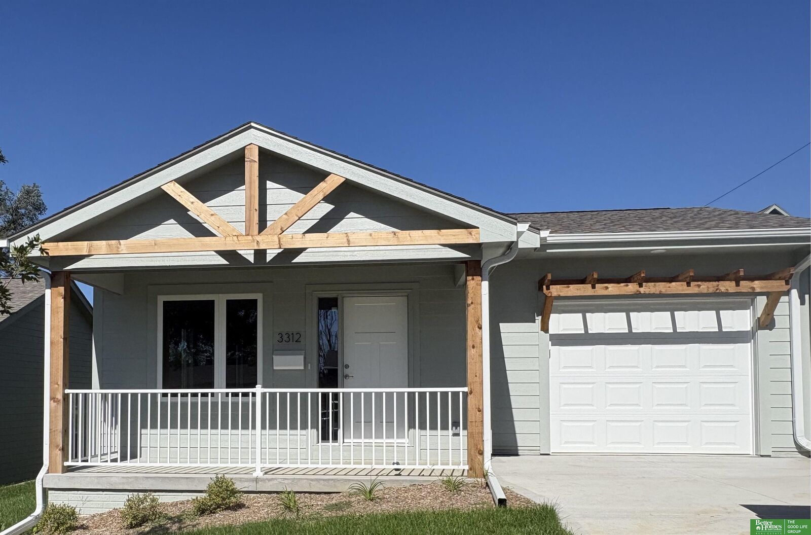 Property Photo:  3312 Corby Street  NE 68111 