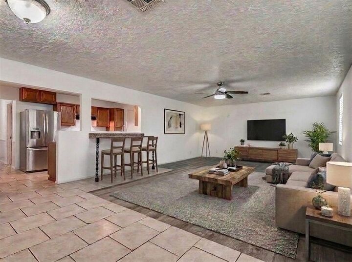 Property Photo:  225 Mimosa Drive  OK 73069 