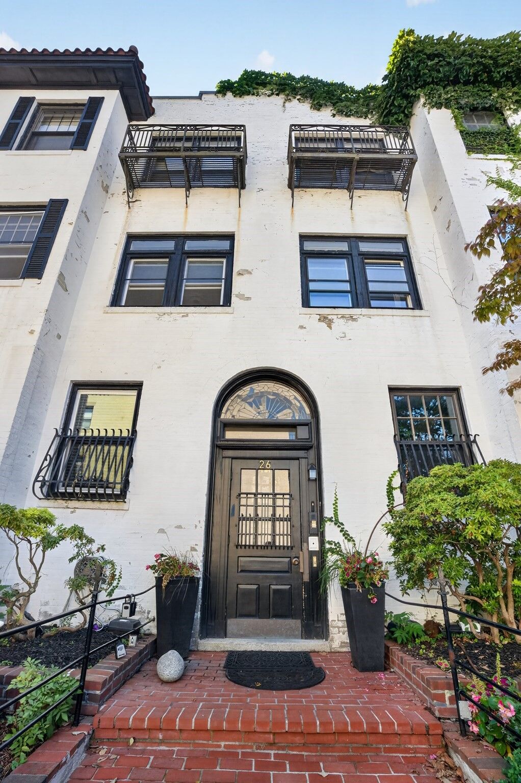 Property Photo:  26 Medfield  St 3  MA 02115 