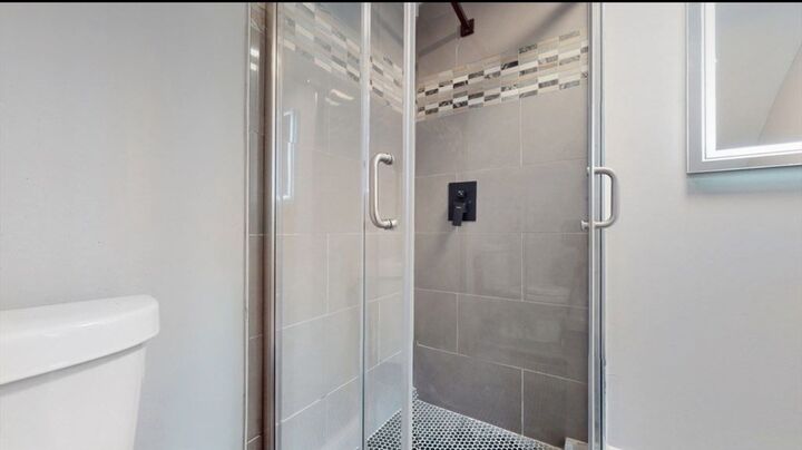 Property Photo:  21 Washington Ave 2  MA 01760 