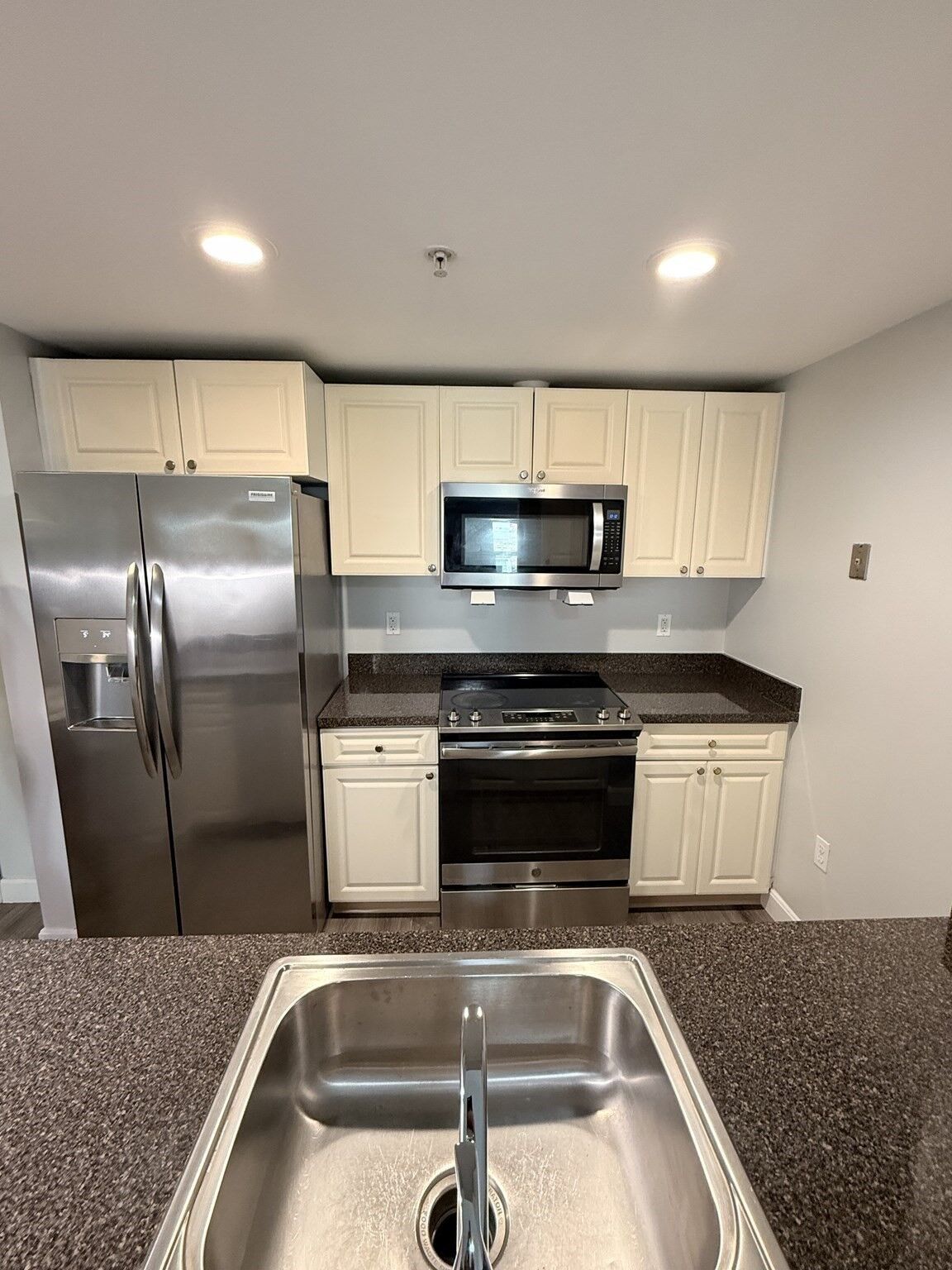 Property Photo:  1 Nassau Street 409  MA 02111 