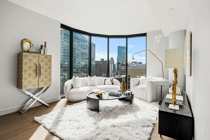 Property Photo:  55 Lagrange St Ph21b  MA 02116 