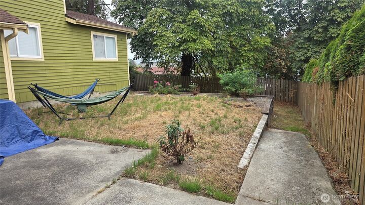 Property Photo: 4221 S 3rd Avenue WA 98203
