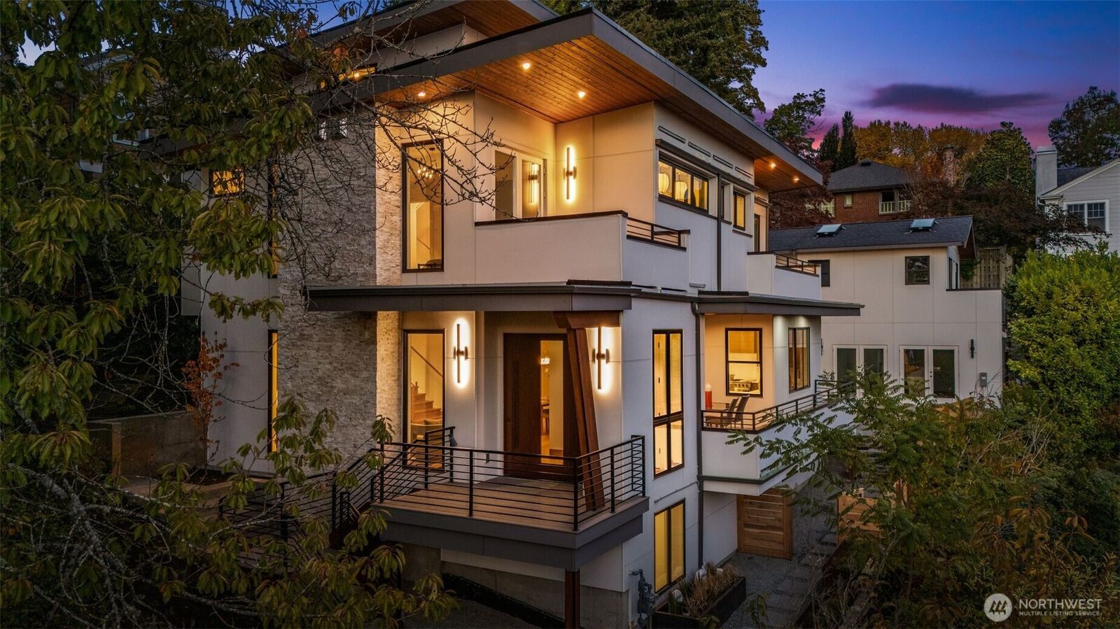 Property Photo:  614  33rd Avenue E  WA 98112 