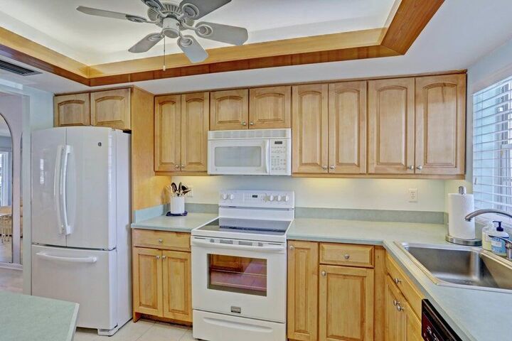 Property Photo:  1160 Sugar Sands Boulevard 401  FL 33404 