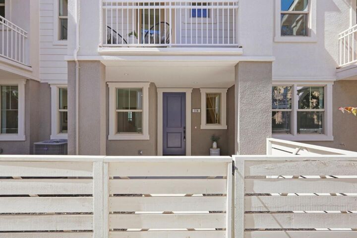 Property Photo: 114 Oak Circle CA 94597