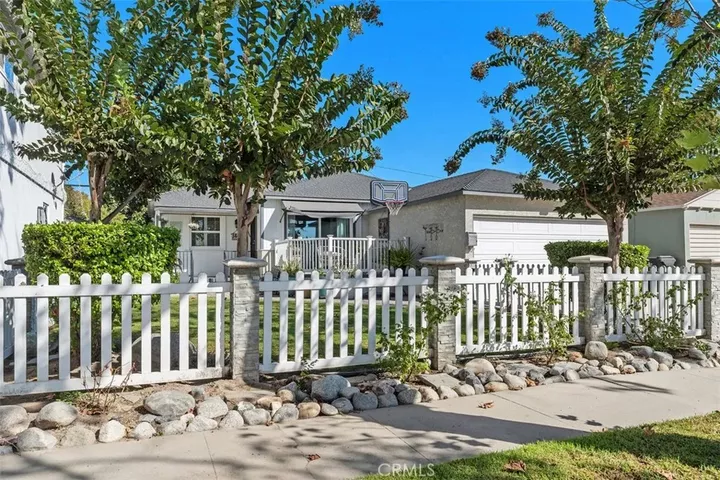 Property Photo: 3442 N Studebaker CA 90808