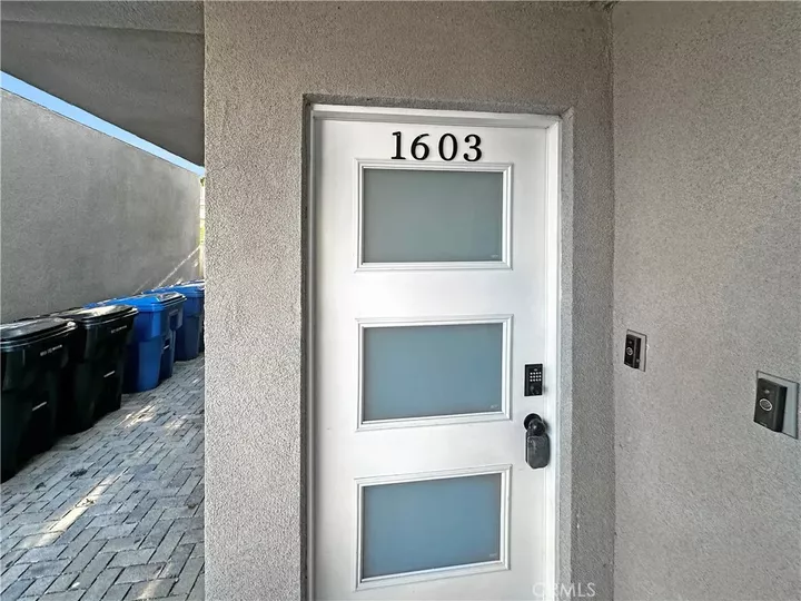 Property Photo:  1603 207th Street  CA 90501 