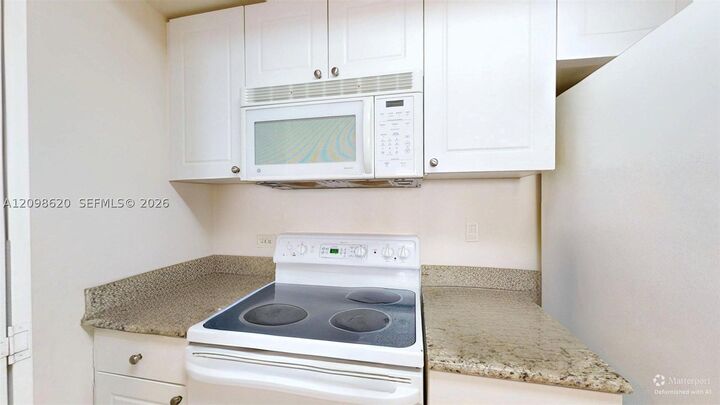 Property Photo: 19501 W Country Club Dr 2505 FL 33180