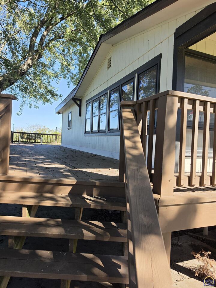 Property Photo:  2598 South Shore Dr  KS 66543 