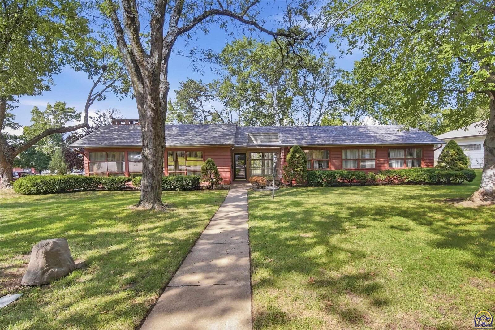 Property Photo: 3640 SW Drury Ln KS 66604