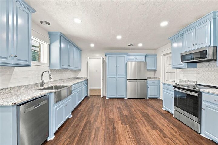 Property Photo:  3808 Maplewood Drive  LA 70663 