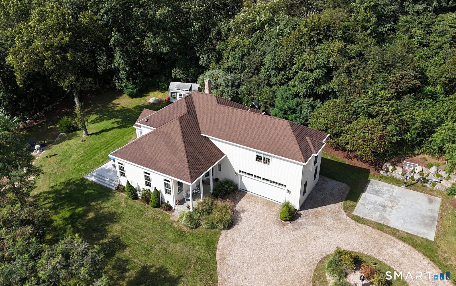 Property Photo:  12 Drummers Trail  CT 06475 