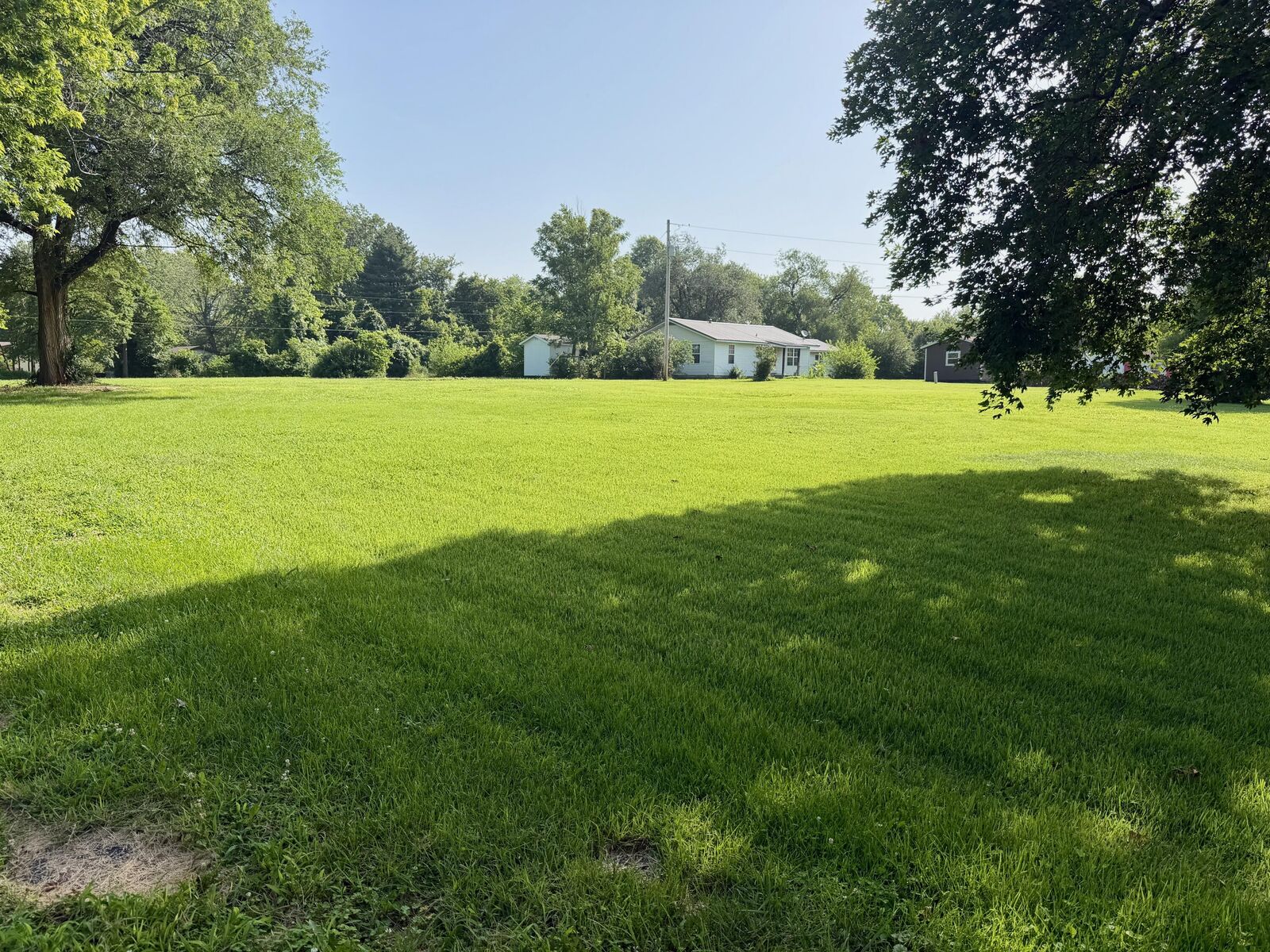 Property Photo:  2627 E Hines Street  MO 65738 