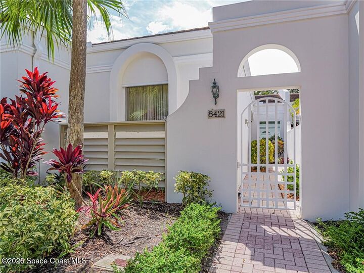 Property Photo: 8421 Sabal Palm Court FL 32963