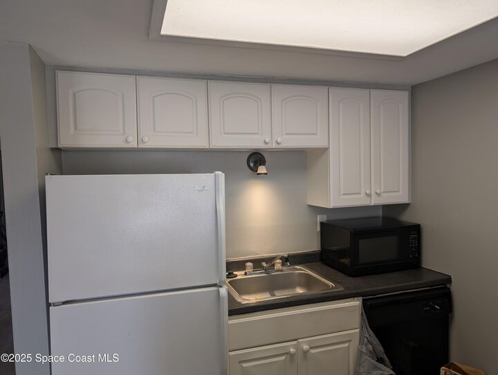 Property Photo:  269 Ulster Court  FL 32935 